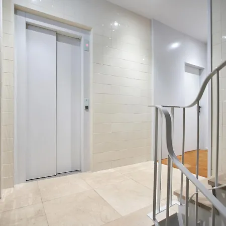 Signature Santa Catarina Apartment Porto